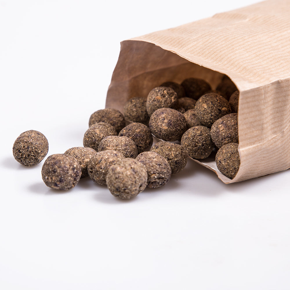 nacani No. 3 Vegan - Hanfsnack für Hunde (60 Kugeln / 120g) mit natürlichem Vollspektrum-Hanföl